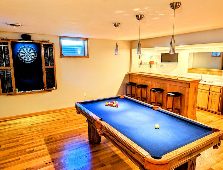 Spacious Family-Friendly - Game Room & Fenced Yard