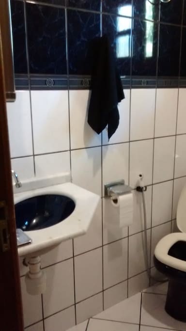 Banheiro da parte de baixo (ala social da casa)