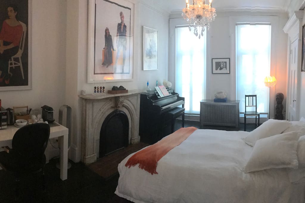 West village unique artistic townhouse apt