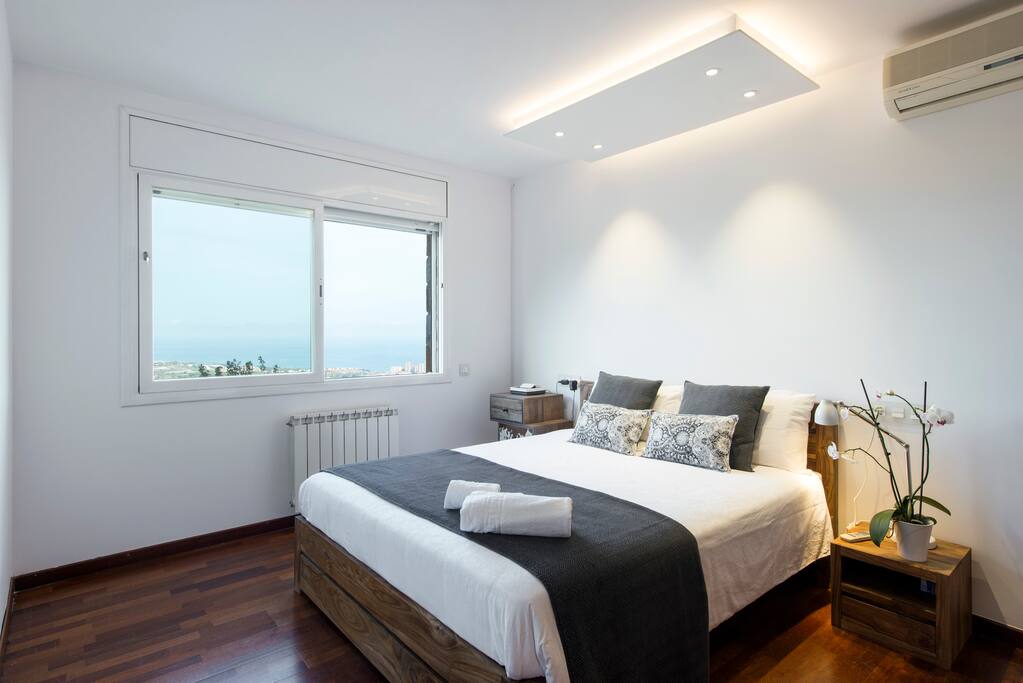 Main floor - room 1 with sea views
