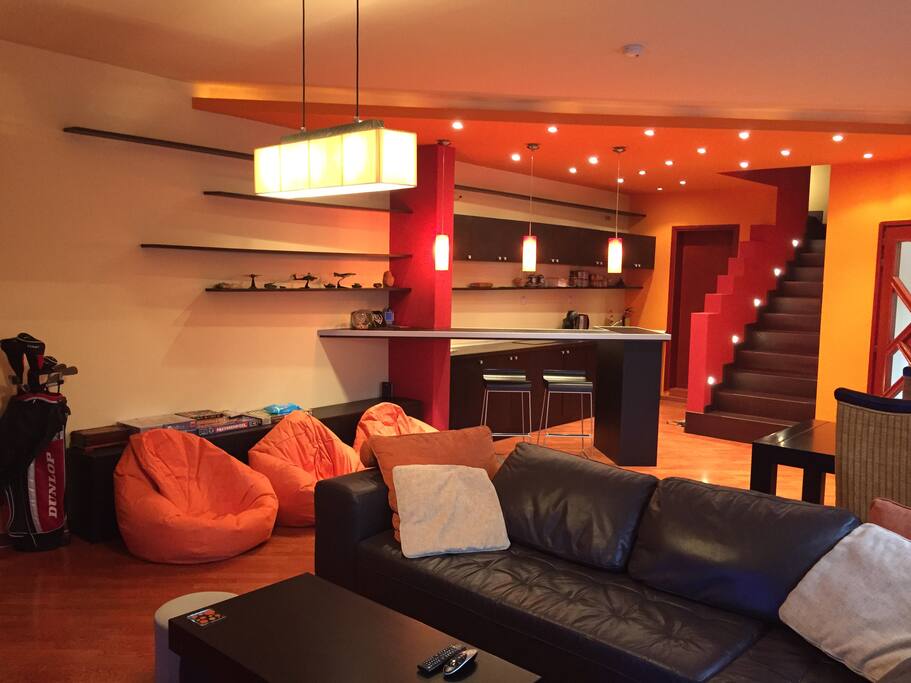 100, Level 1, Club room