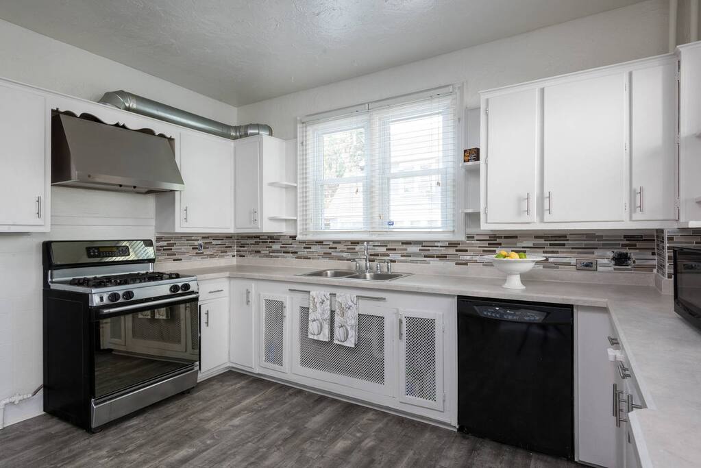 Fully Stocked Kitchen For Your Convenience