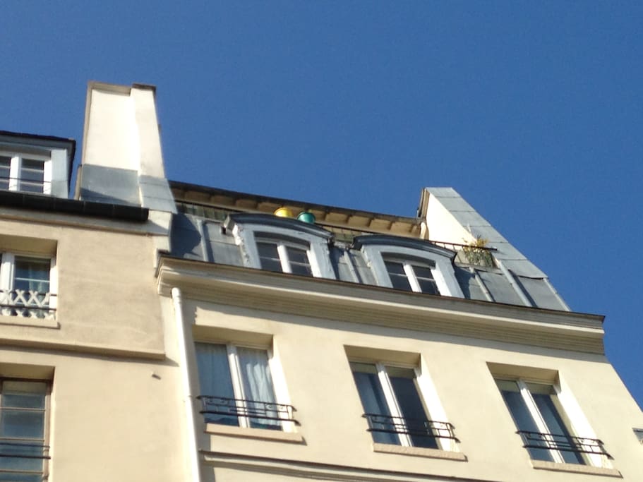 le charme d'un petit immeuble 18ème siècle