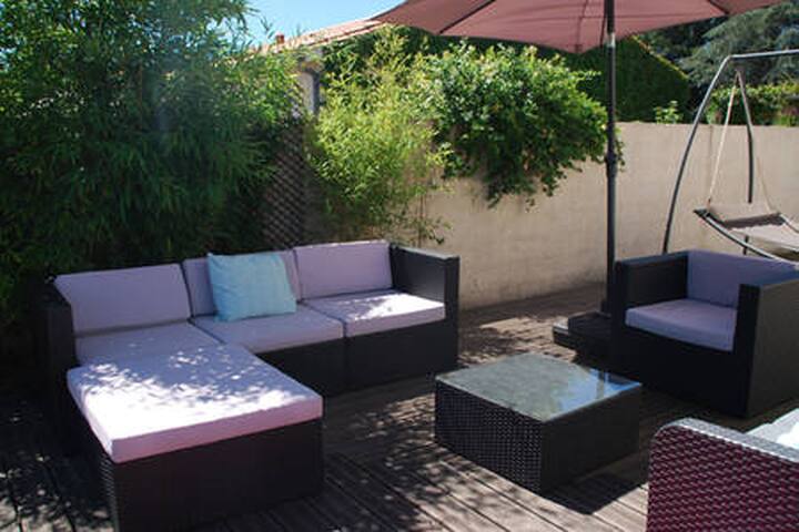 Maison + piscine chauffée entre Bordeaux et océan gallery image 4