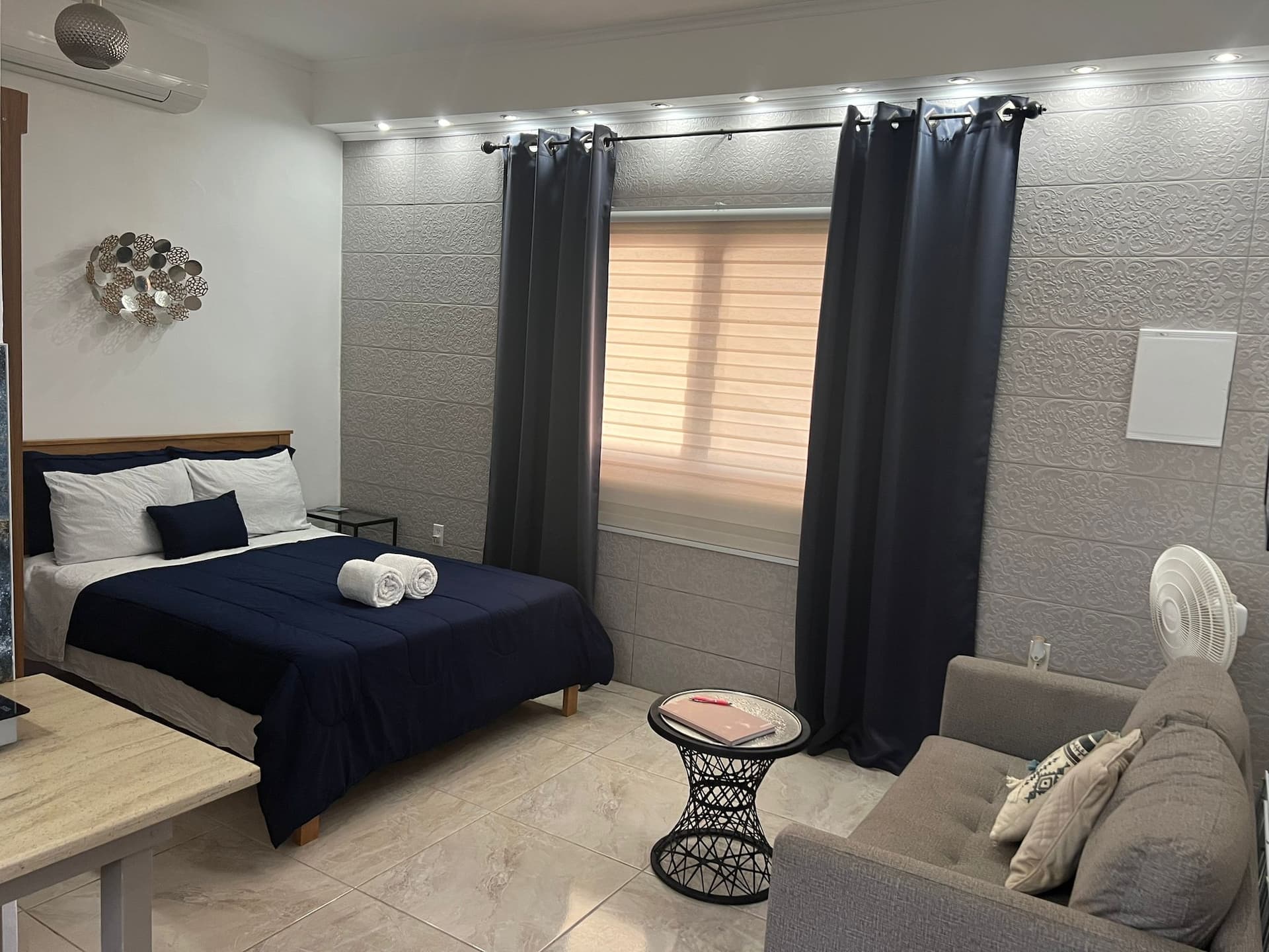 Charmingly Authentic Curaçao C centrally Located