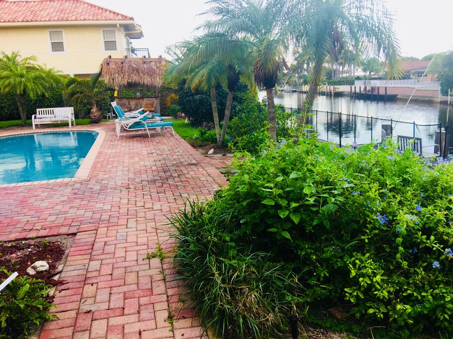 Easy dock access.....