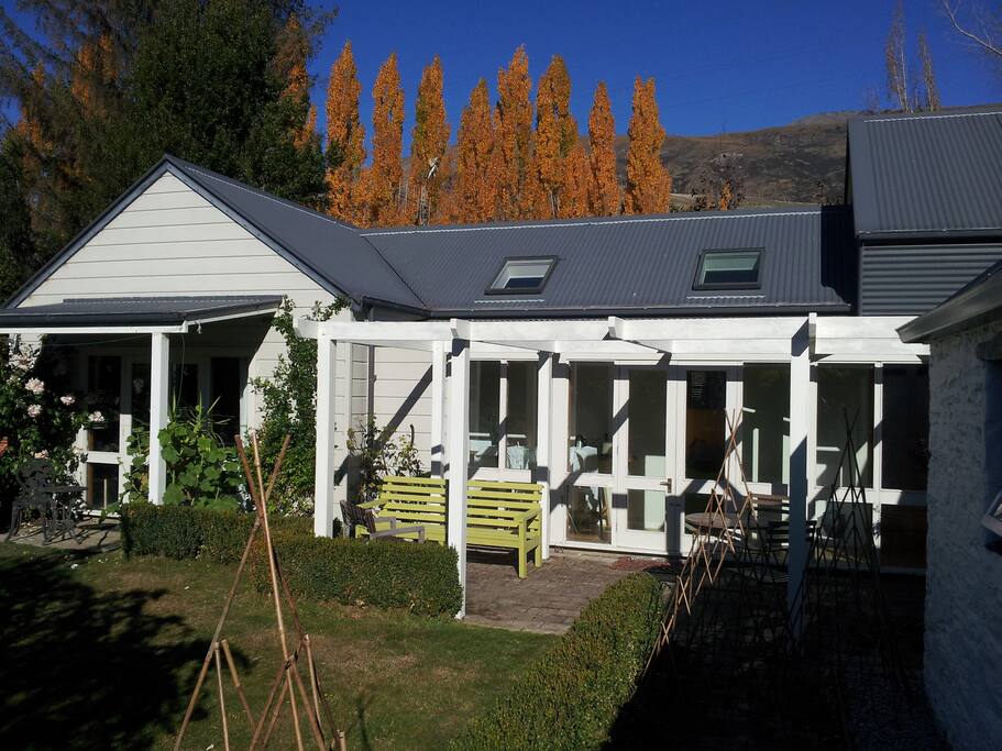 Guest wing, outside garden area