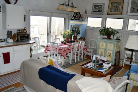 Your Cozy Island Home