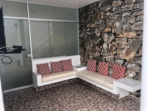 Top Airbnb: Beach house in Mala