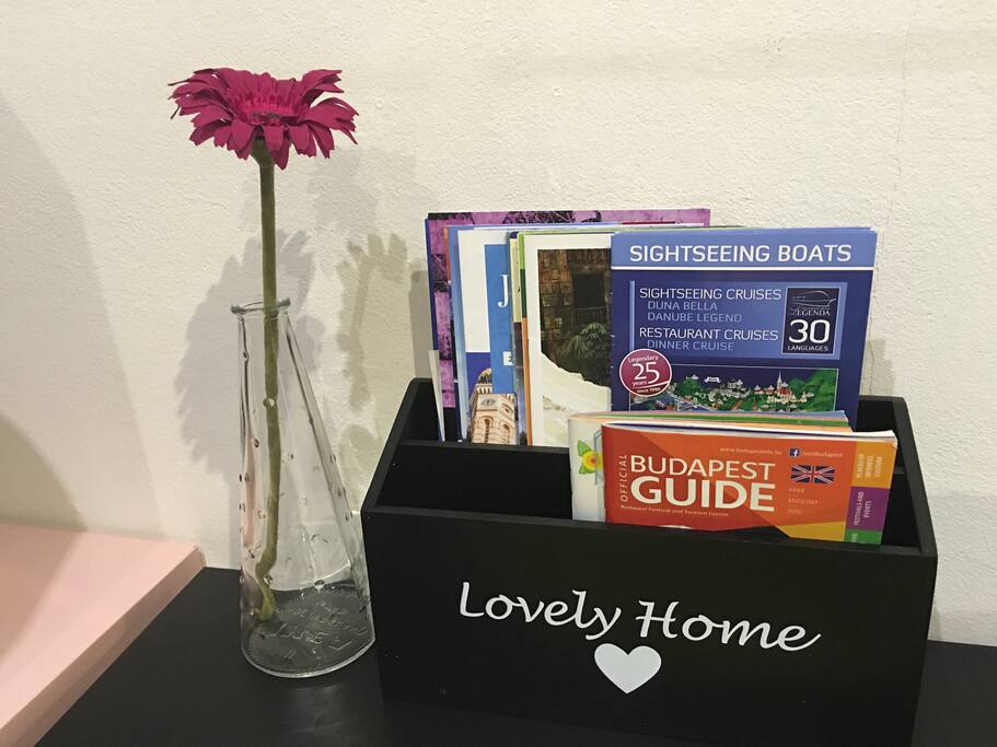Free brochures!