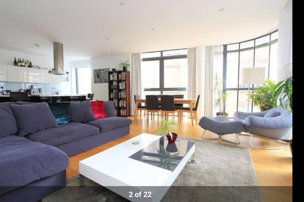 Reception room: floor to ceiling windows for lots of natural light, table that seats 6. Large couch sleeps 1, air bed can be added to this room by request (sleeps 2).