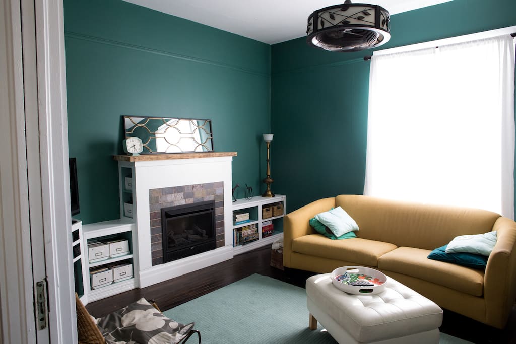living room, with fireplace