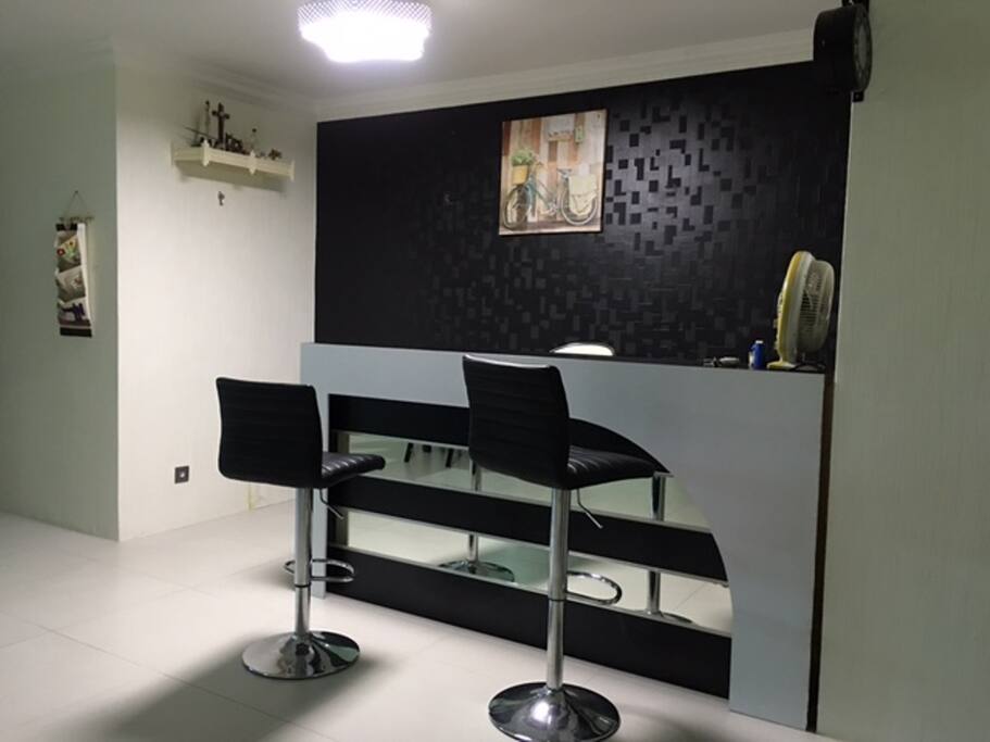 Counter bar