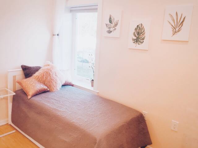 Airbnb Tysons Vacation Rentals Places To Stay Virginia