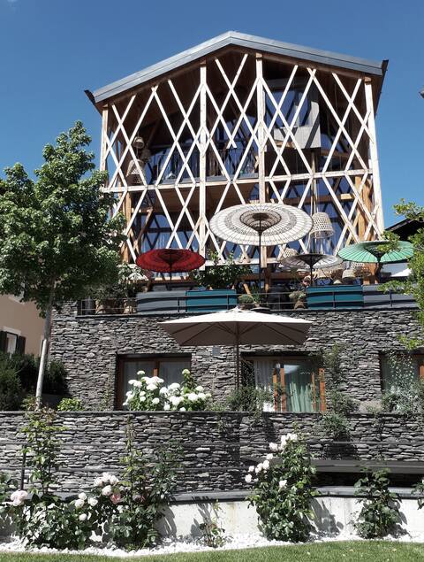 SUITE -UXURY HOTEL in the center of Seis