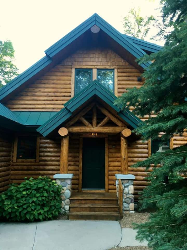 Boyne Mountain Cabin Rentals Chalet and Cottage Rentals Airbnb