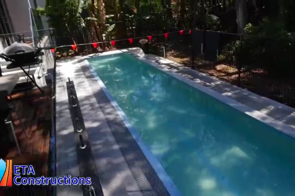 Casual, refreshing swim, or swim for fitness