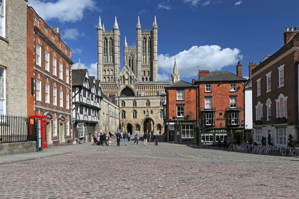 Lincoln Cathedral - 250yards from cottage