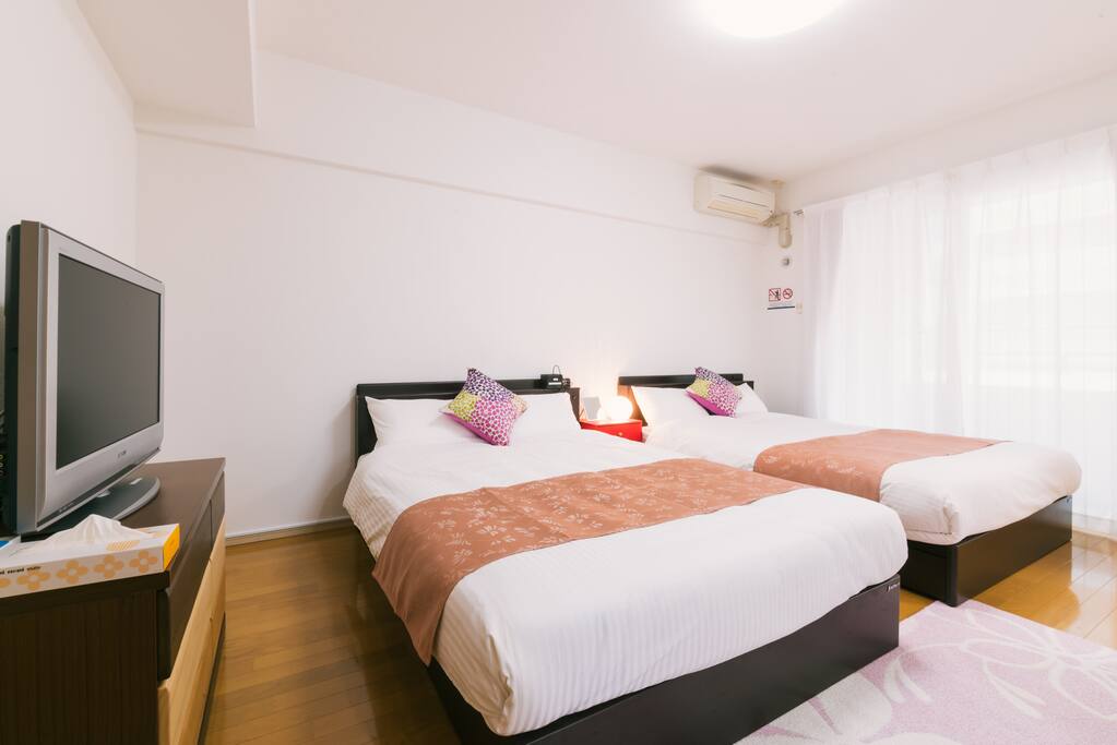 2 Double beds