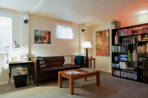Popular Airbnb listing: Cozy Retreat with Bikes in North Boulder