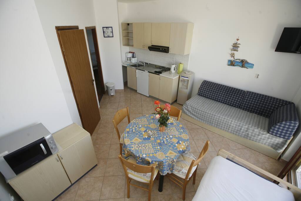 Kitchen and living room
