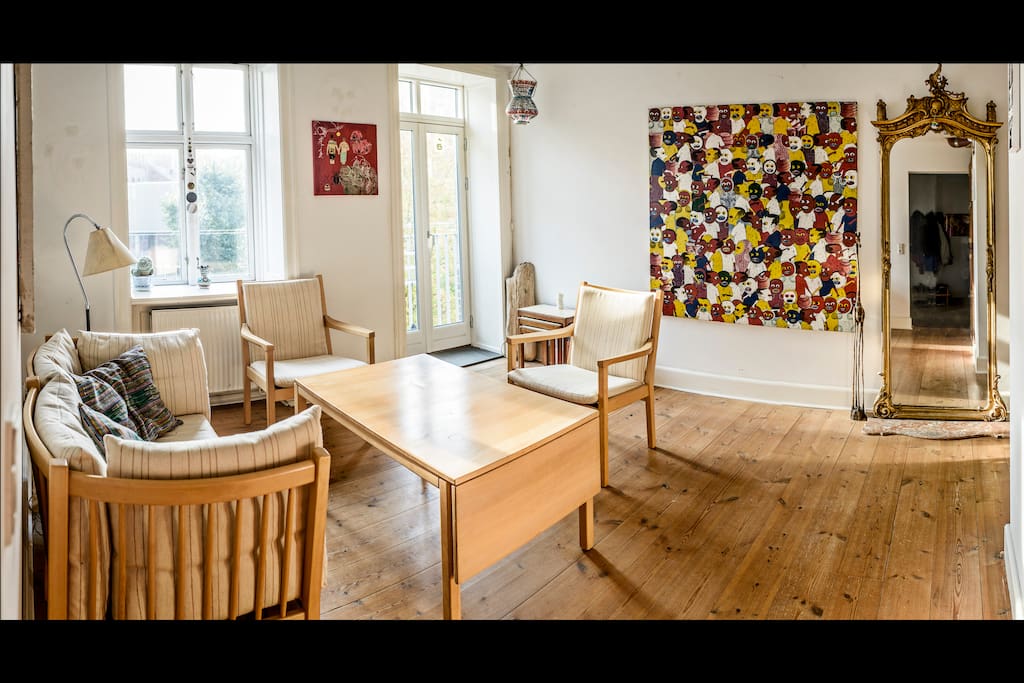 Living room in conjunction with the kitchen.