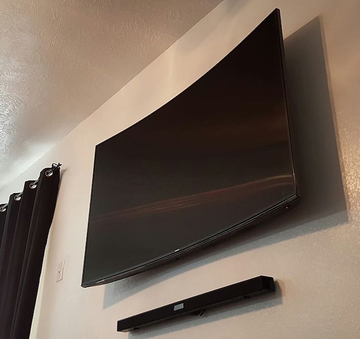65 inch curve smart tv with cable all movie channels available and Samsung sound bar
