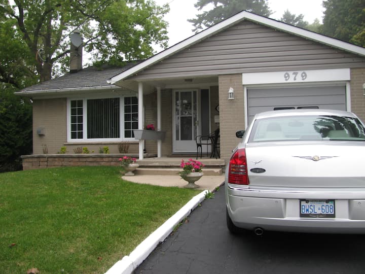 Better than the cottage (newly renovated)