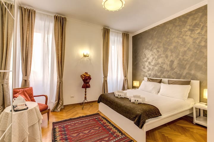 Entire apartment – A nest in Campo de’Fiori