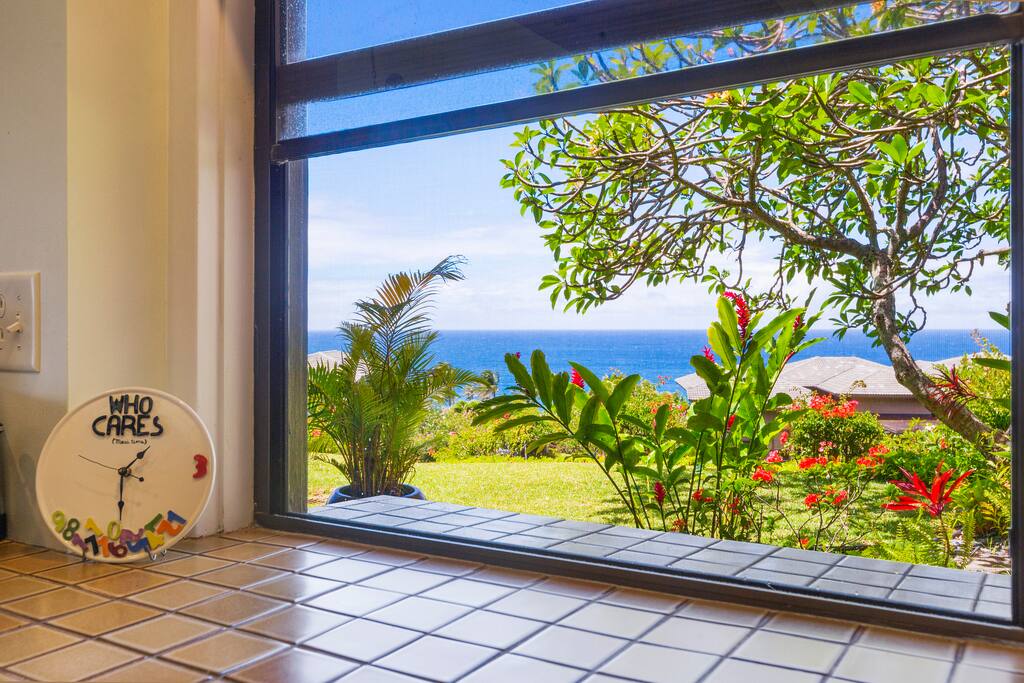 Amazing Kapalua Villa at an incredible rate. Townhouses for Rent in