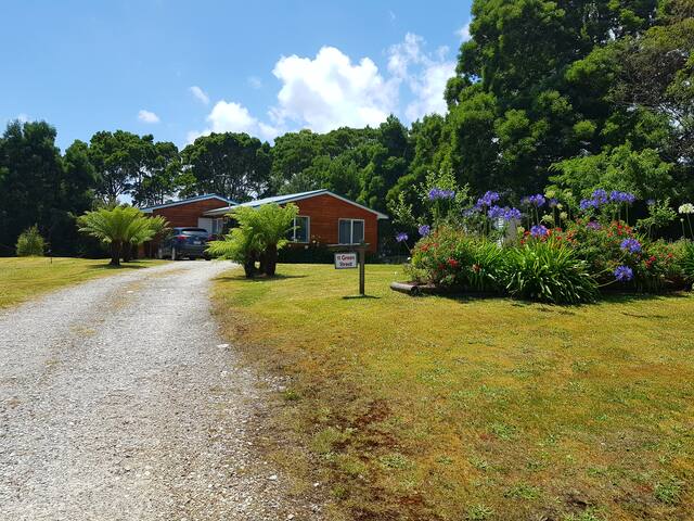 Regatta Point Holiday Home