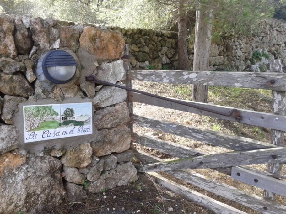 Acceso por carretera Alcalfar pk.6