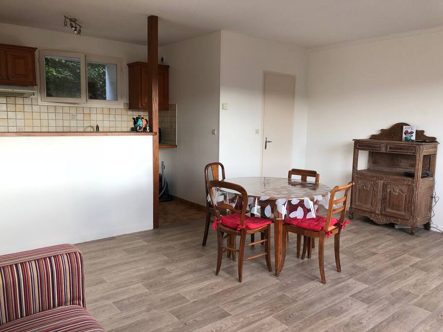 séjour/ cuisine 30m2