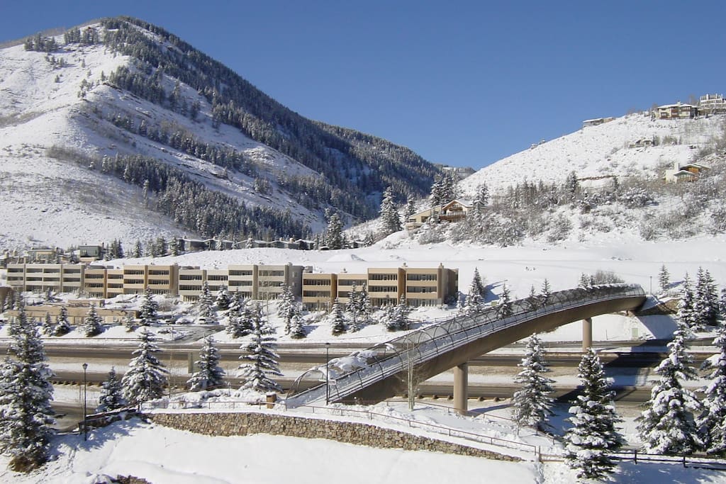Walk a little and save a lot! Just 6 minutes from Sun Vail to Lionshead Village and the base area to Vail Mountain. You can't beat the value for this location