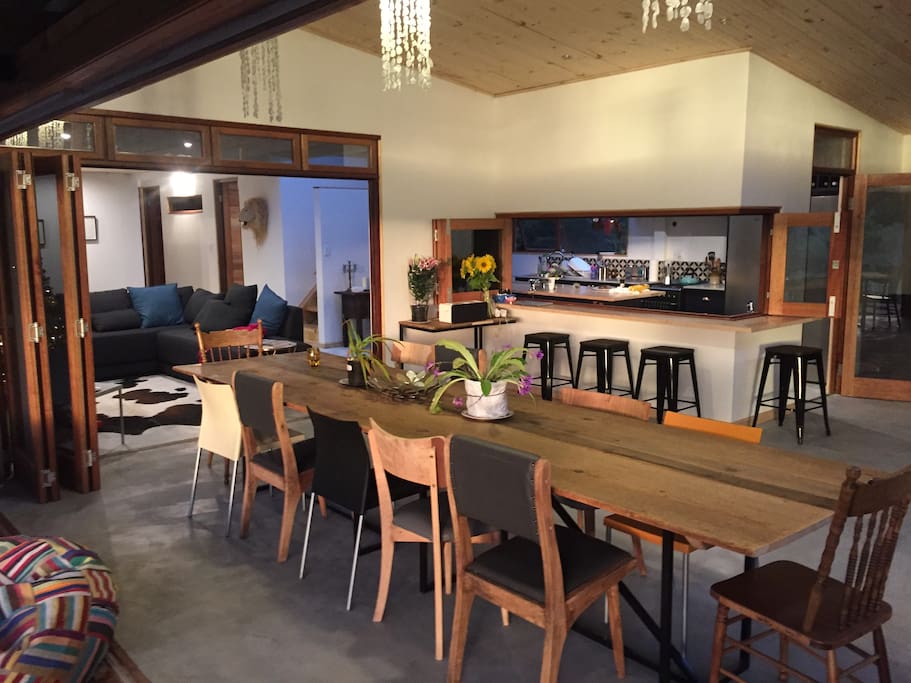 14 seater dining table