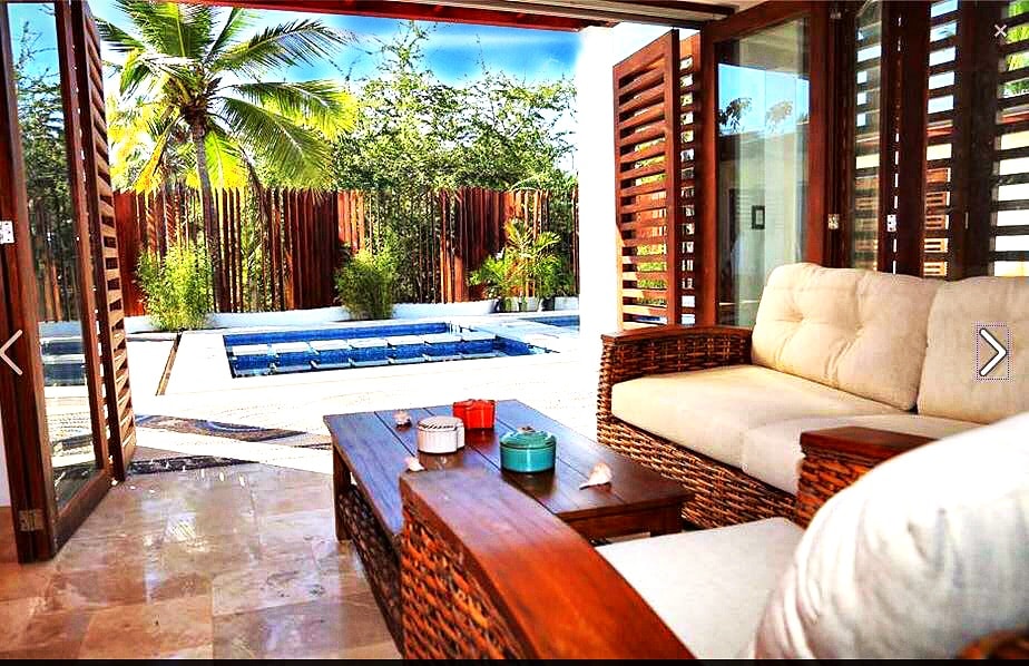 Top performing Airbnb: Fully equipped deluxe villa, Zihuatanejo in El Coacoyul