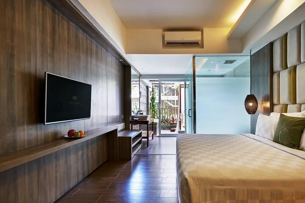Jacuzzi Suite-48sq.m