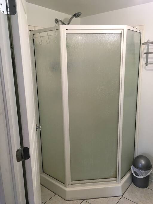 Shower 1.