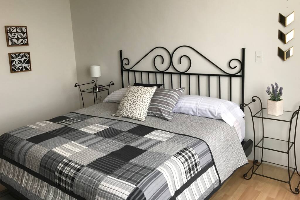 King size bed