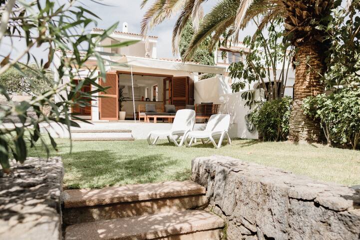 108 Seafront, golf, swimming pool