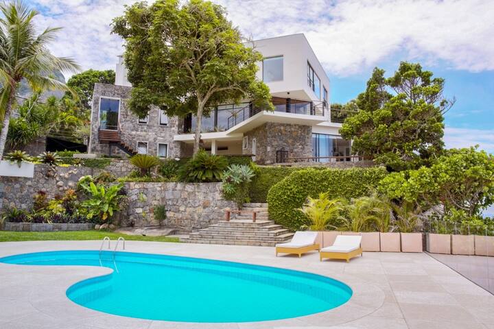 Mansão na ponta do Joá com Vista espetacular! gallery image 3