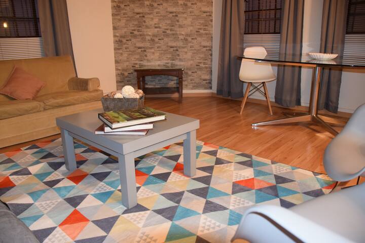 Casa Berenguer is a very nice and cozy home.