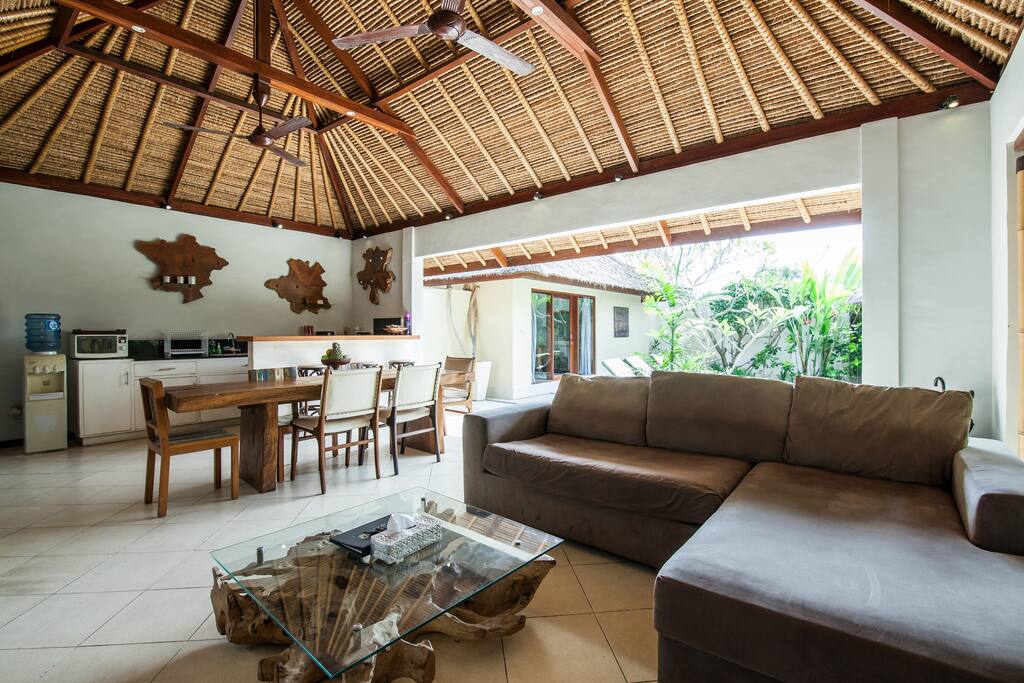 Spacious and comfy living room