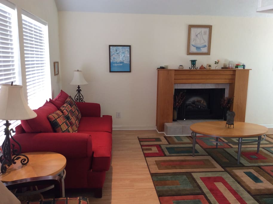 2nd floor family room