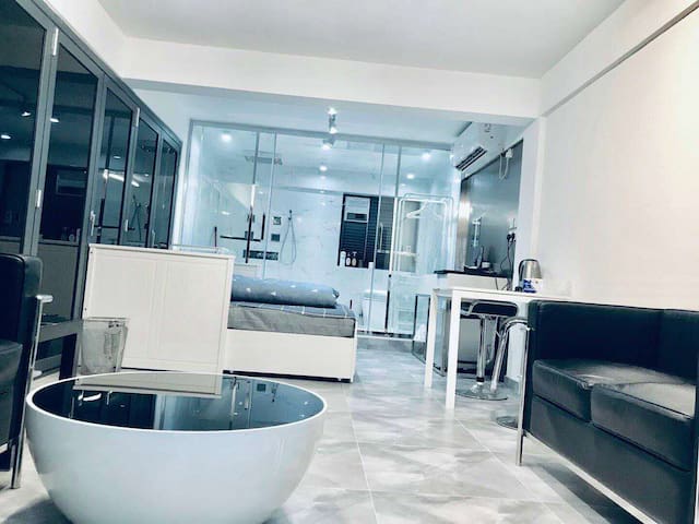 《white lover》白色恋人 主题部屋 大围 旺角东