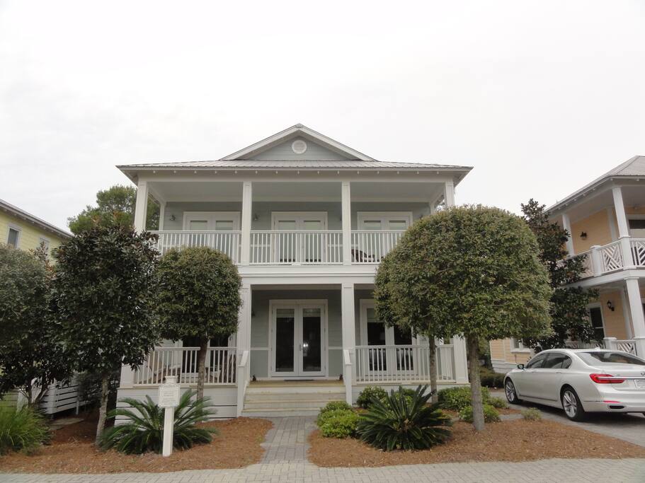 Classic Beach Cottage Style