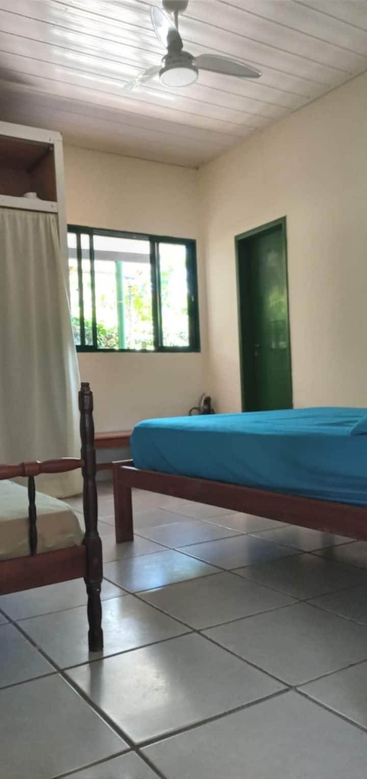 საძინებელი 1