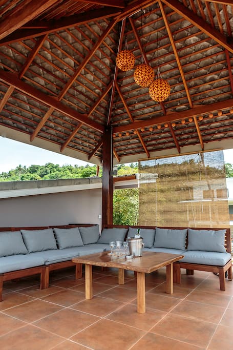 rooftop lounge