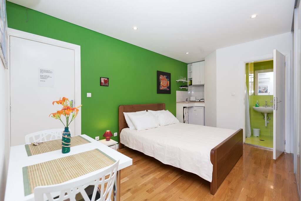 studio apartment