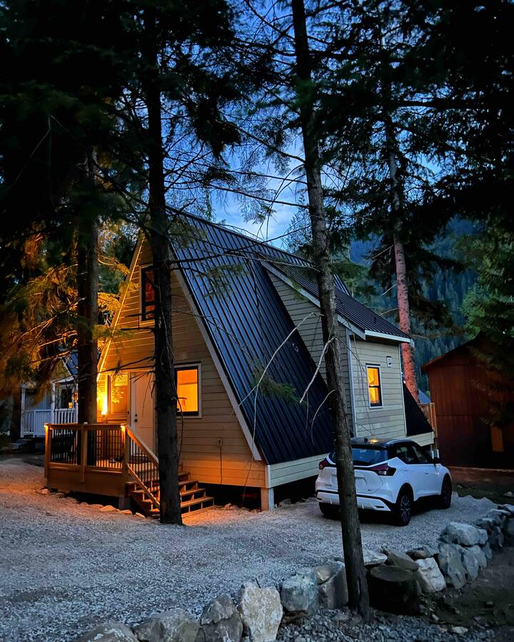 to the Aframe, eh! Cabins for Rent in Fraser Valley, British